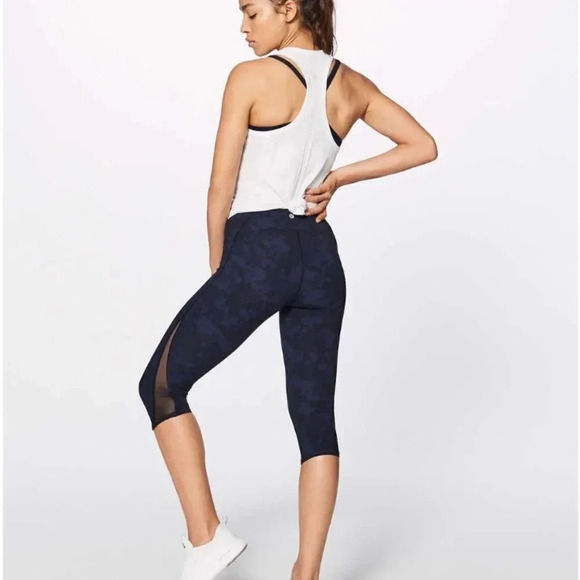 Lululemon Train Times Crop Camouflaged Midnight Navy Black W6AK0S Leggings 6 - Picture 5 of 11